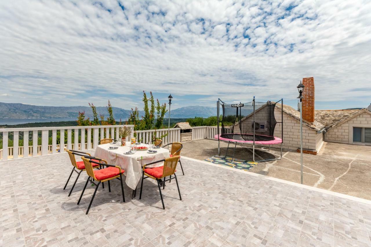 Vila Maslinica Pucisca Exterior photo